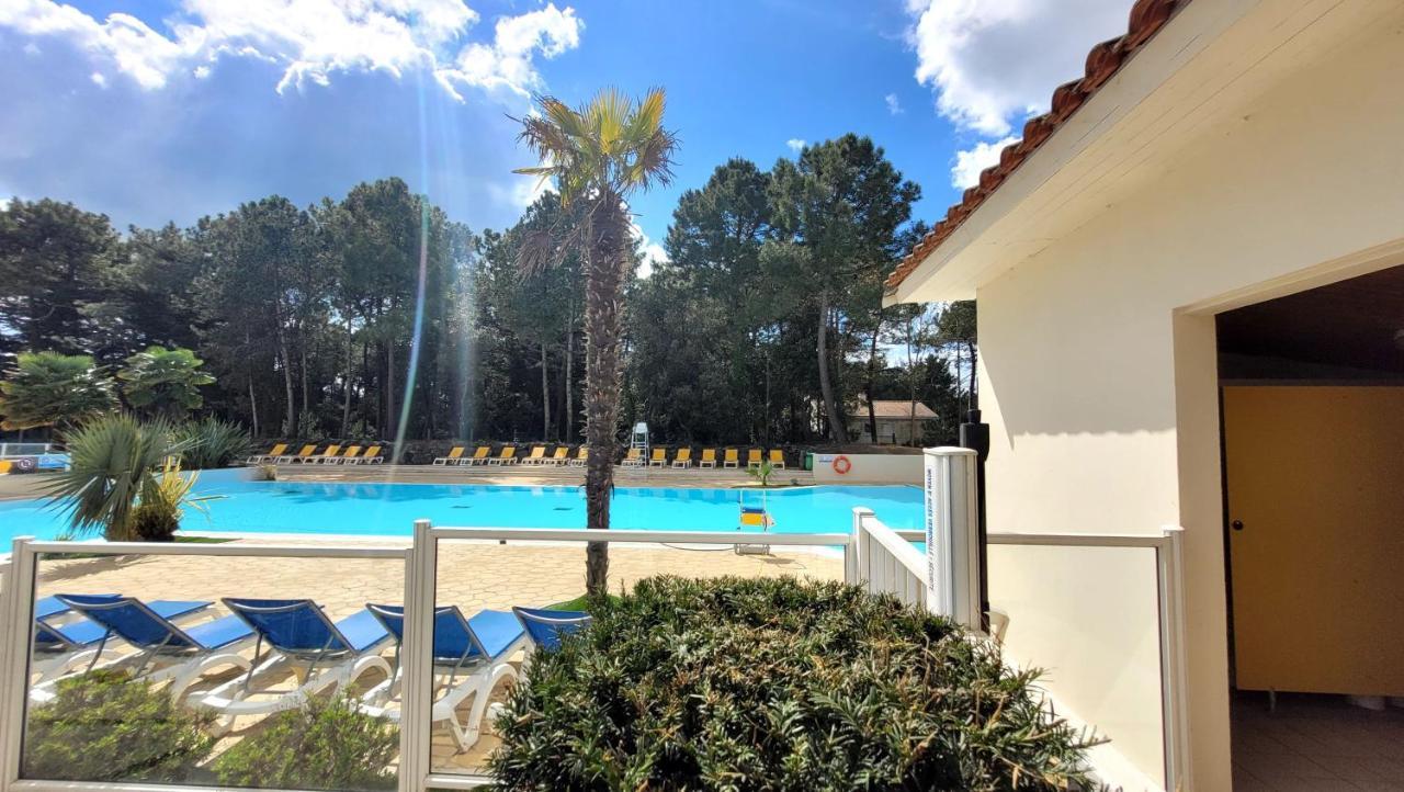 Belles Vacances En Bord De Mer Dans Camping 4 Etoiles Villa Сен-Жан-де-Мон Екстериор снимка