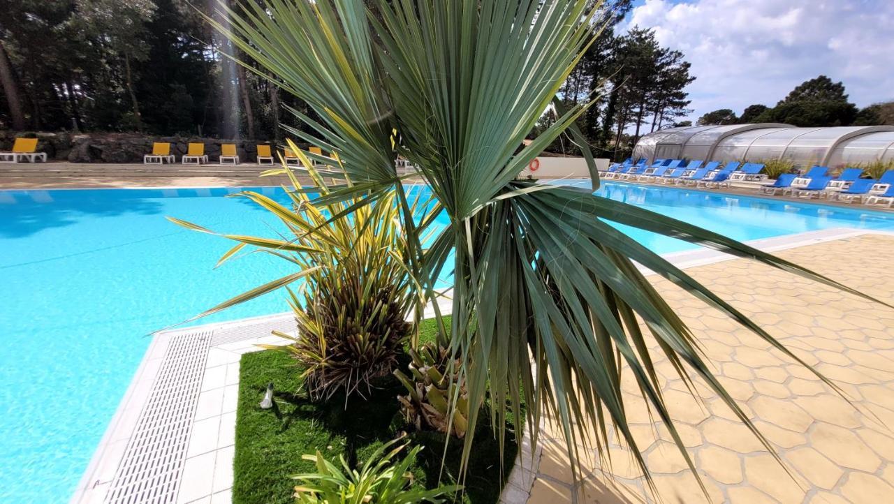Belles Vacances En Bord De Mer Dans Camping 4 Etoiles Villa Сен-Жан-де-Мон Екстериор снимка