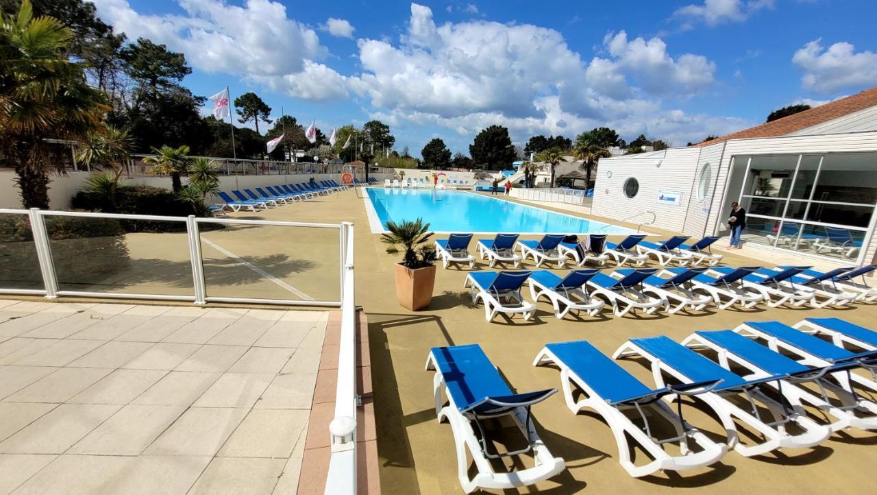 Belles Vacances En Bord De Mer Dans Camping 4 Etoiles Villa Сен-Жан-де-Мон Екстериор снимка