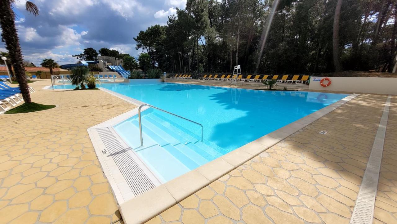 Belles Vacances En Bord De Mer Dans Camping 4 Etoiles Villa Сен-Жан-де-Мон Екстериор снимка